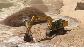 Recuperação de uma praia no Algarve