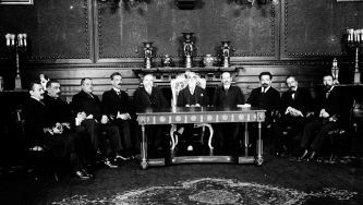 Formação do governo da “União Sagrada” em Portugal