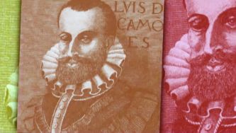 Os Lusíadas: um poema épico e crítico