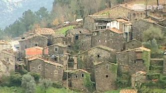 Aldeias do Xisto, combater o despovoamento na serra da Lousã
