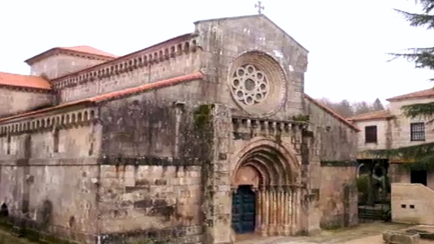 Românico tardio na Igreja do Mosteiro de S. Salvador