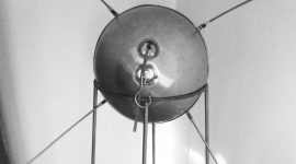 Lançamento do Sputnik, o 1.º satélite artificial