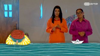 Um Menino bateu-me &agrave; Porta