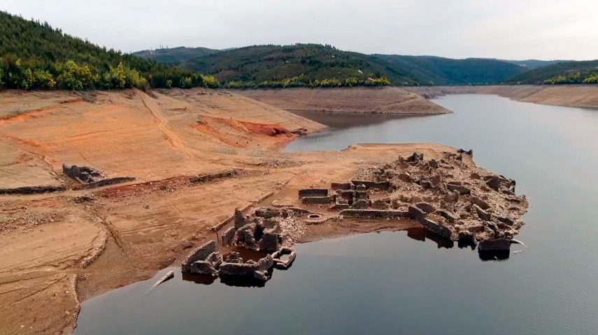 Sem cair uma gota de água