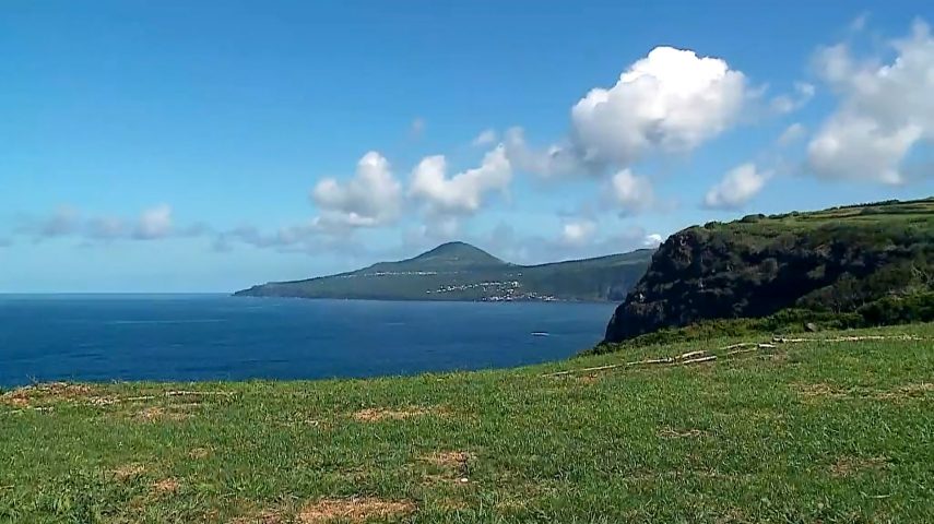 Faial: o mar e o chão dos Capelinhos