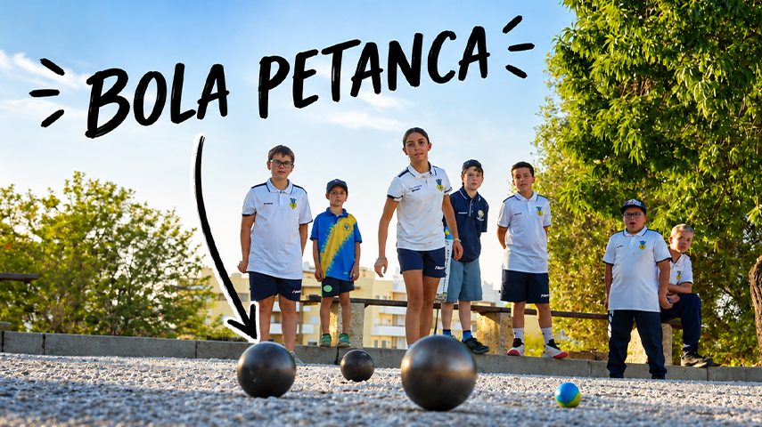 Imagem de Qual é o jogo que se joga a pés juntos?